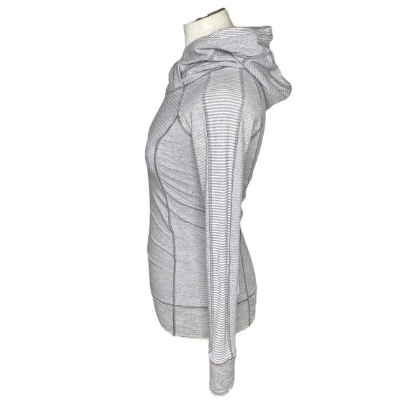 Lululemon Think Fast Hoodie size 2 - Picture 10 of 15